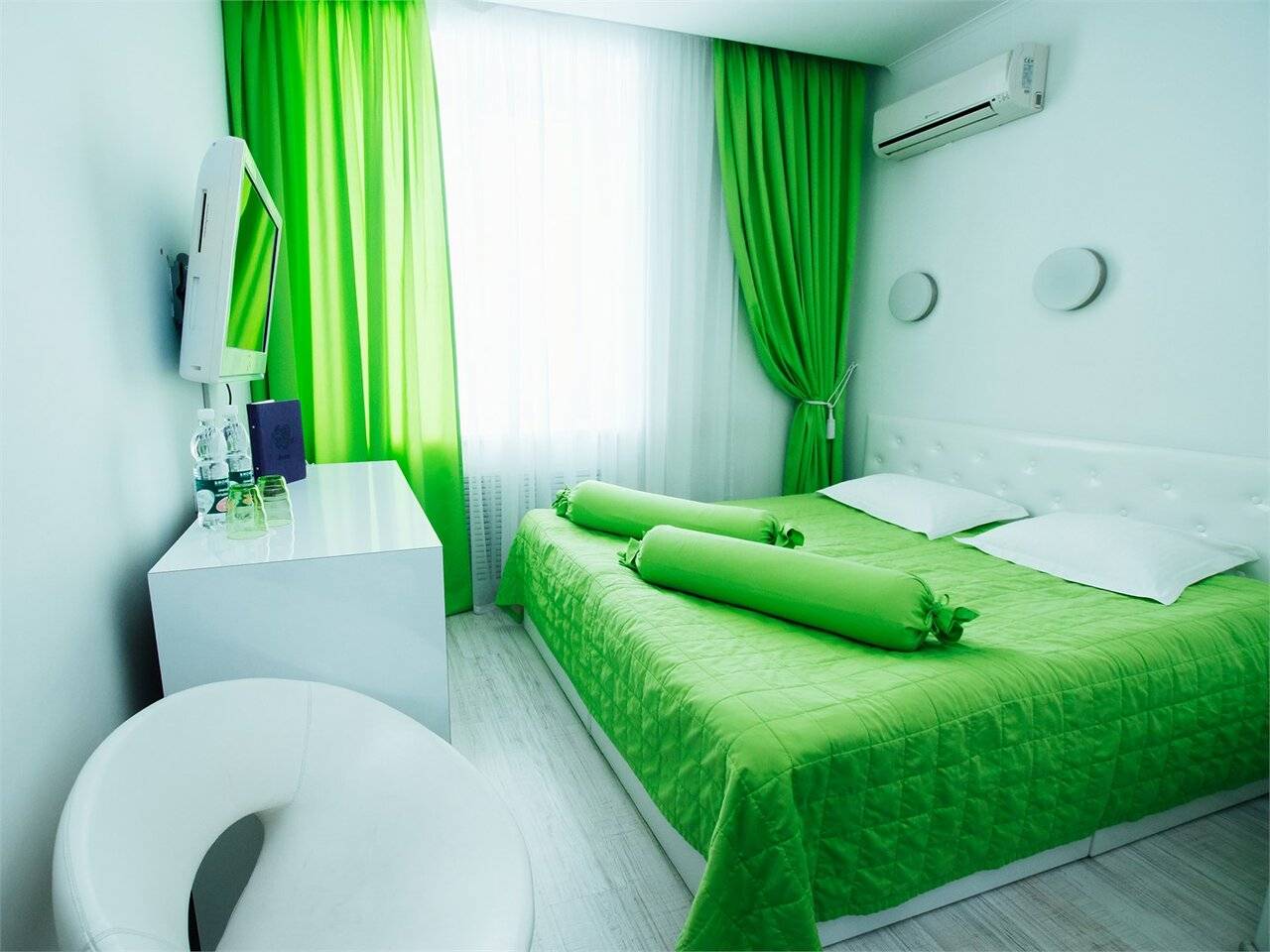 Color Room Double